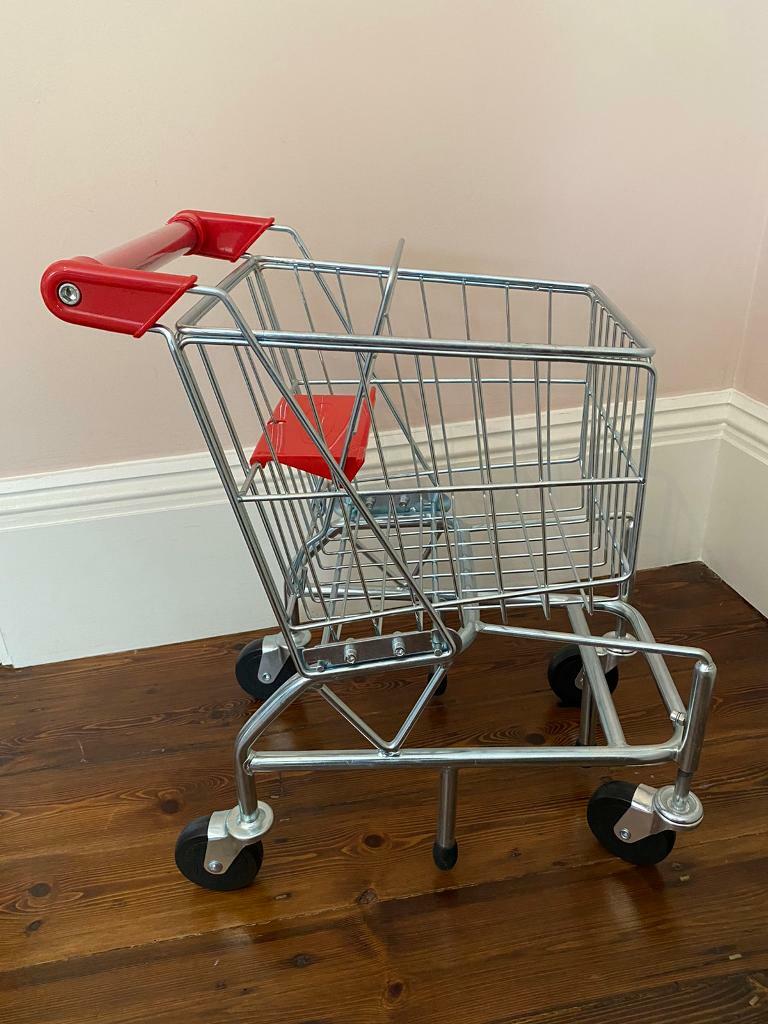 melissa and doug trolley